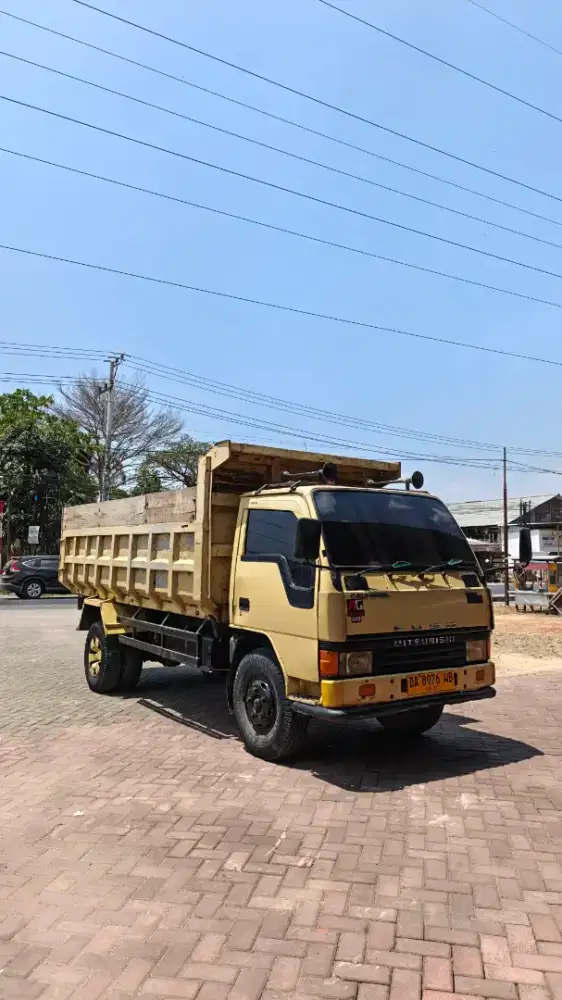 Truck mitsubishi 2004