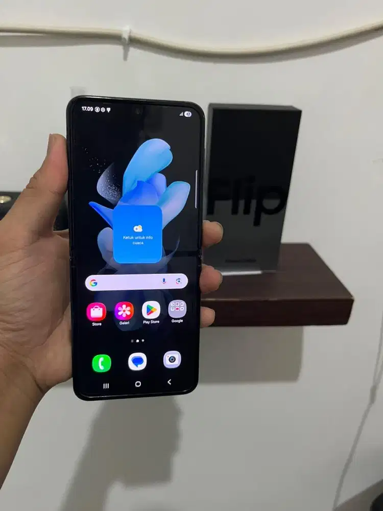 Samsung Galaxy Z Flip 4 Ex resmi 8/512 gb No minus Mulus