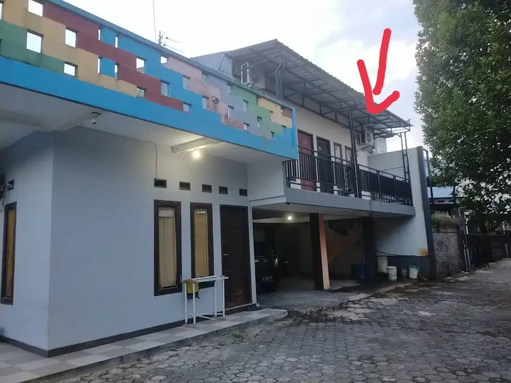 Kost eksklusif single atau pasutri
