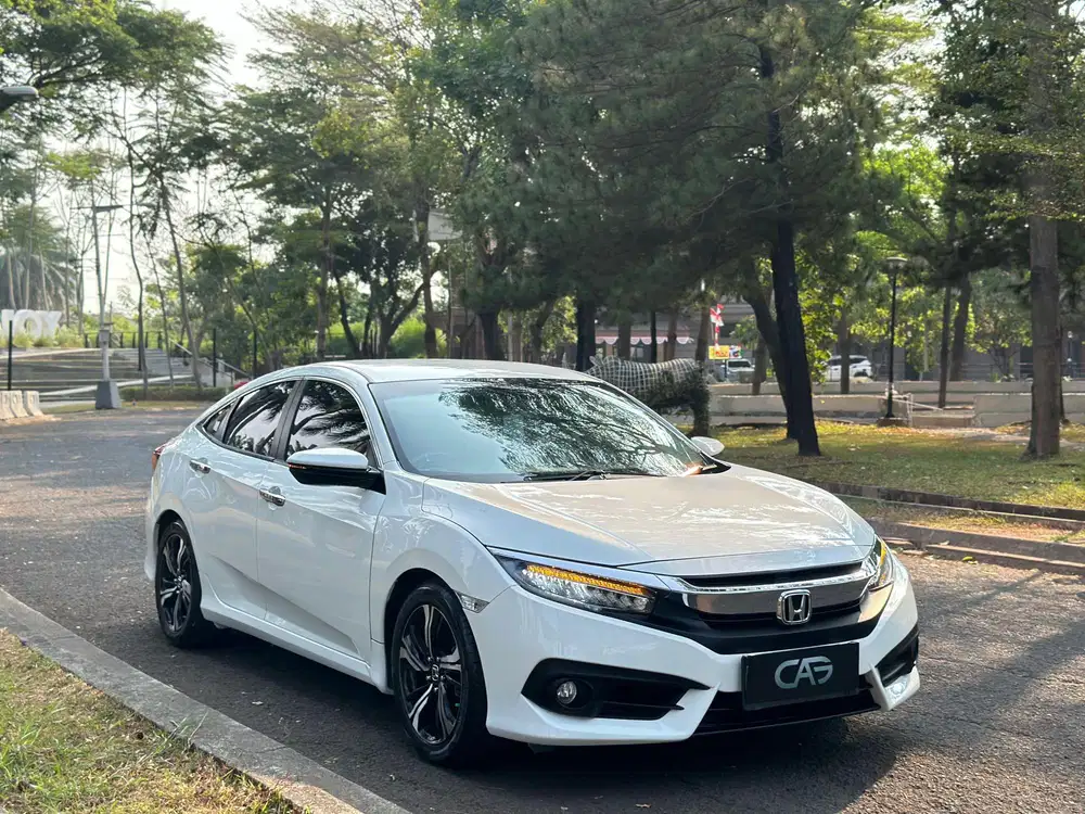 2018 HONDA CIVIC ES TURBO 1.5 AT MATIC