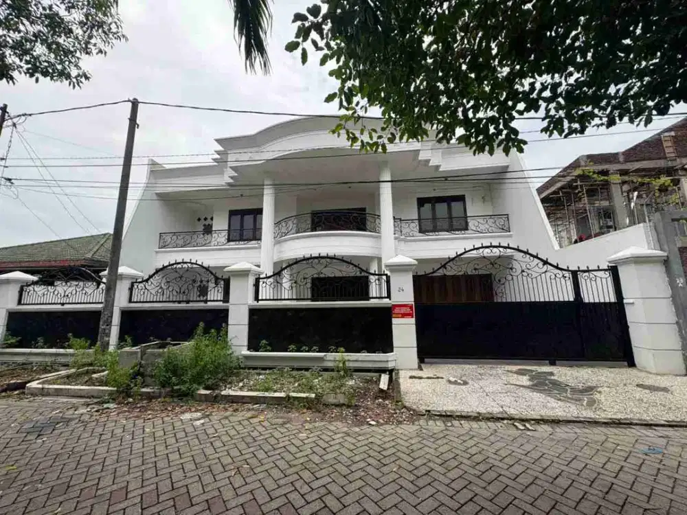 dijual rumah lelang di Ketintang Surabaya selatan