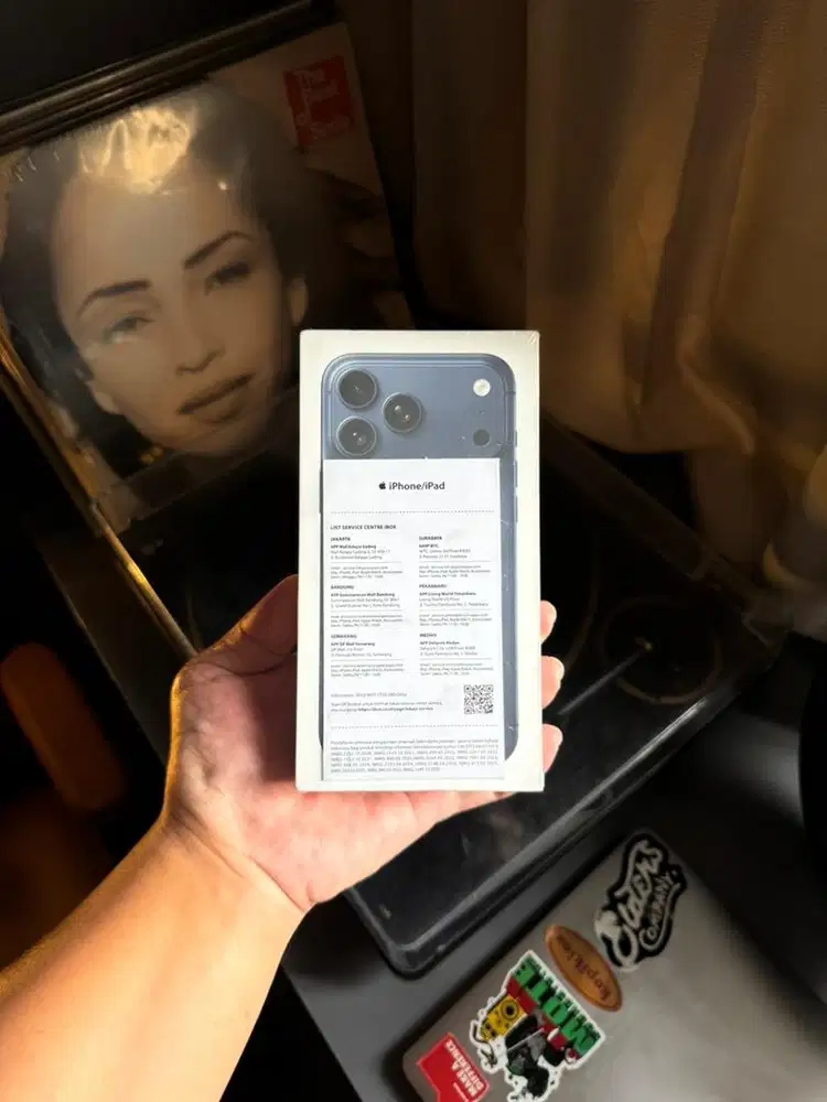 iphone 17 promax 256gb ibox Navy NEW BNIB