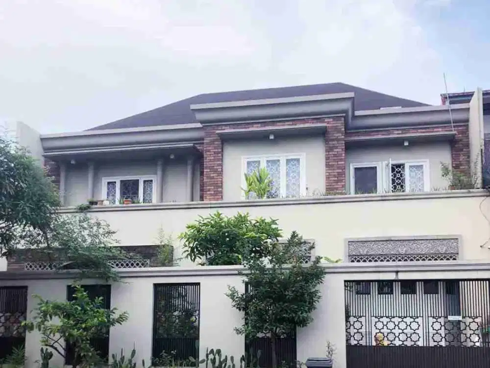 Rumah Bagus Islamic Village Karawaci 2 Lantai Siap Huni