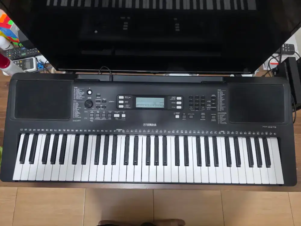 Keyboard Yamaha PSR E373