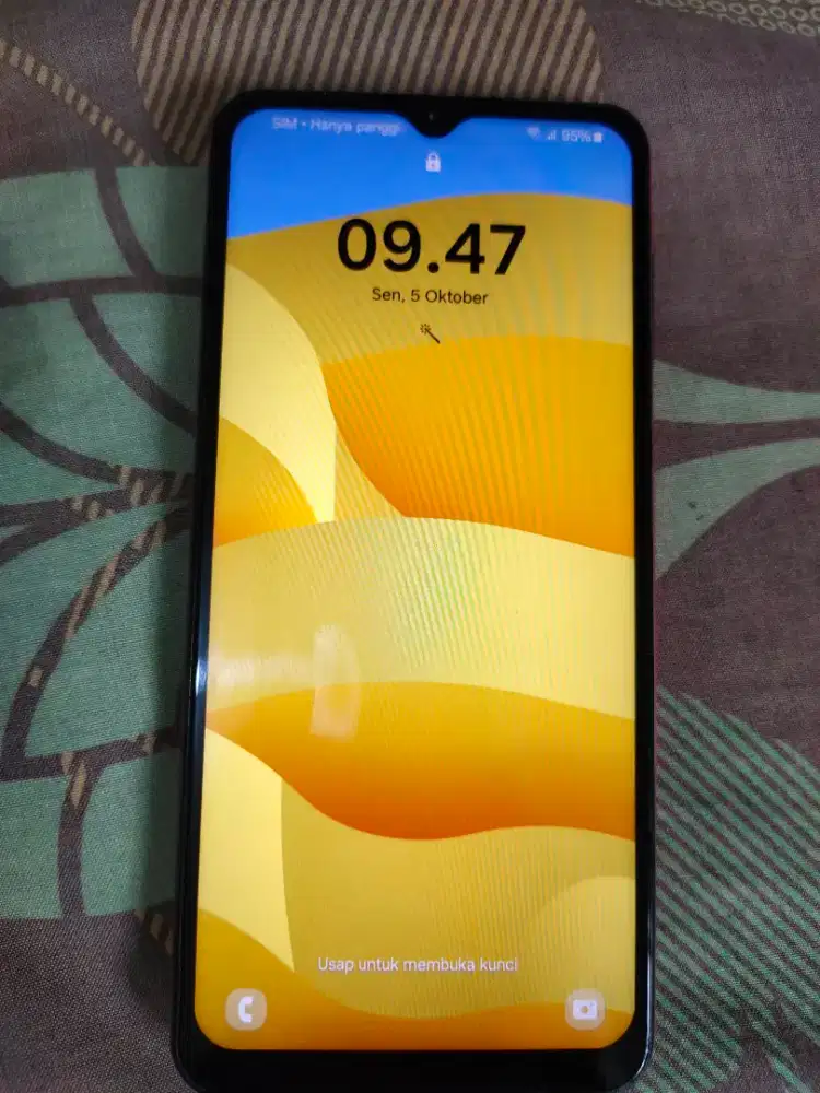 Dijual Samsung A04S 4/64