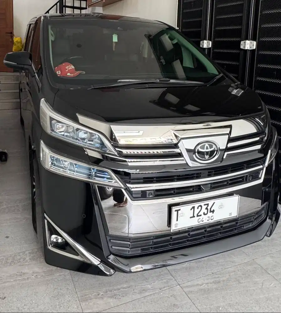 Toyota Vellfire 2020