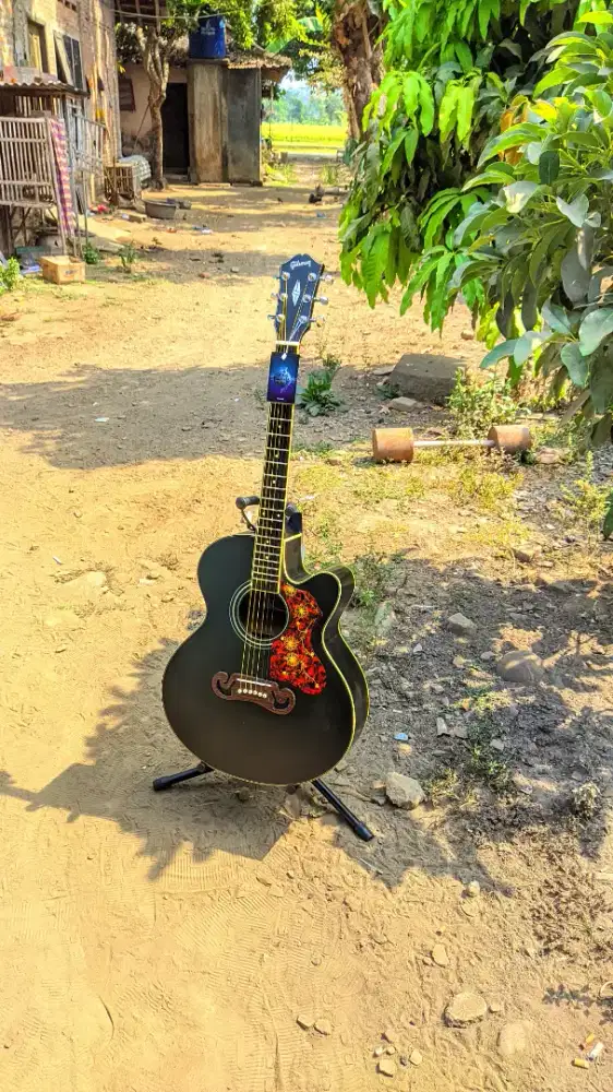 Gitar Akustik Gibson High Quality Baru