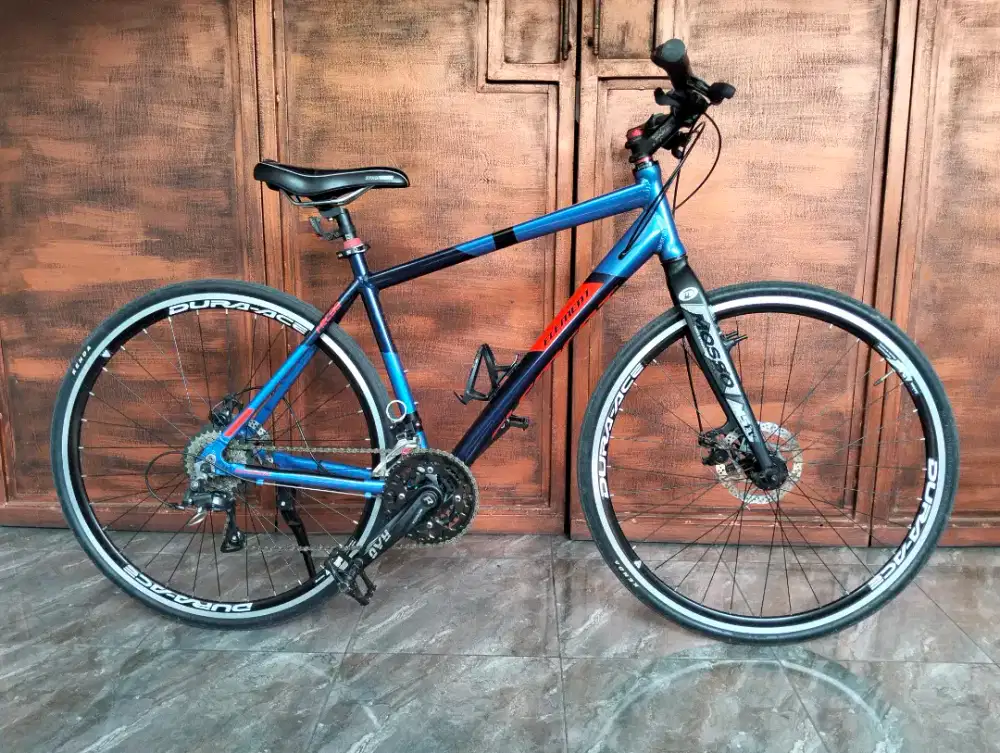 Sepeda hybrid 700c rakitan