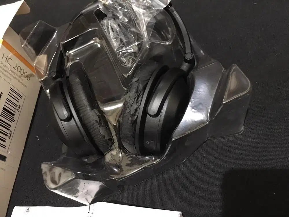 Want to sale Behringer HC 2000b