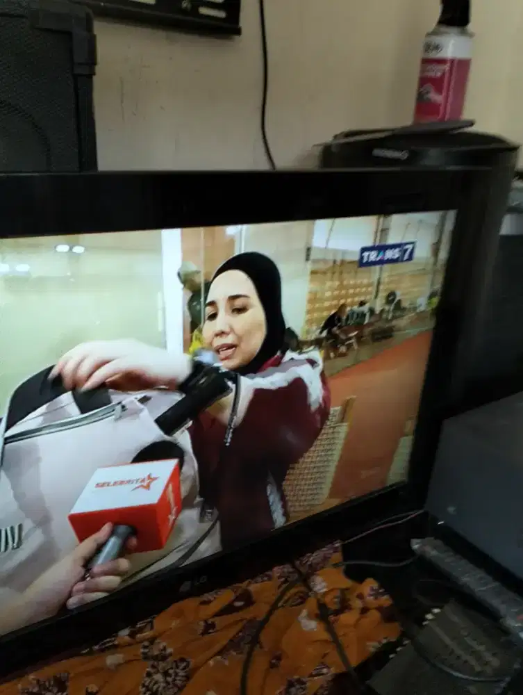 TV LCD LG 32 IN + STB