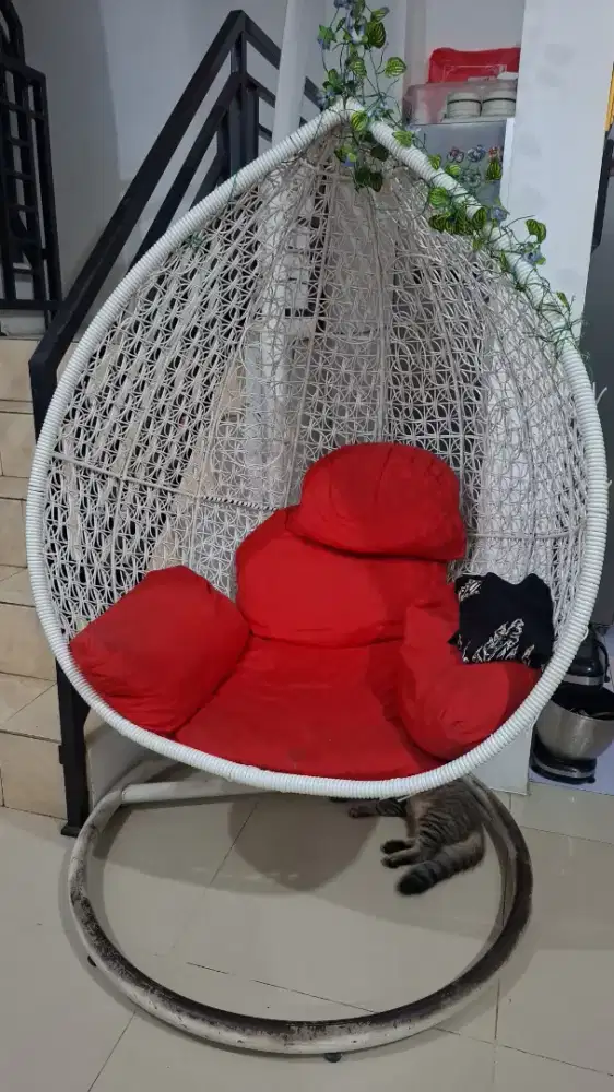 Kursi Rotan Gantung