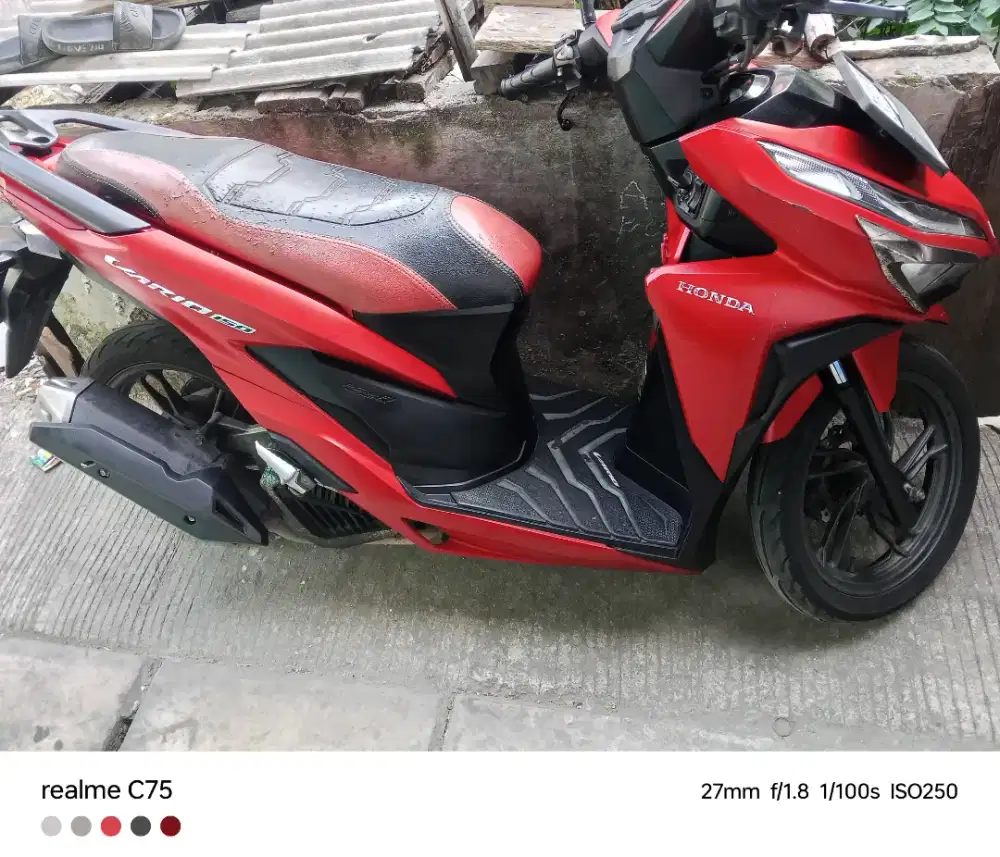 Vario LED 150 tahun 2019