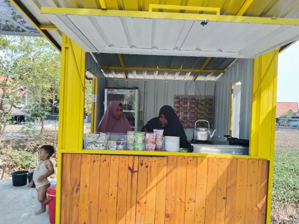Booth Container