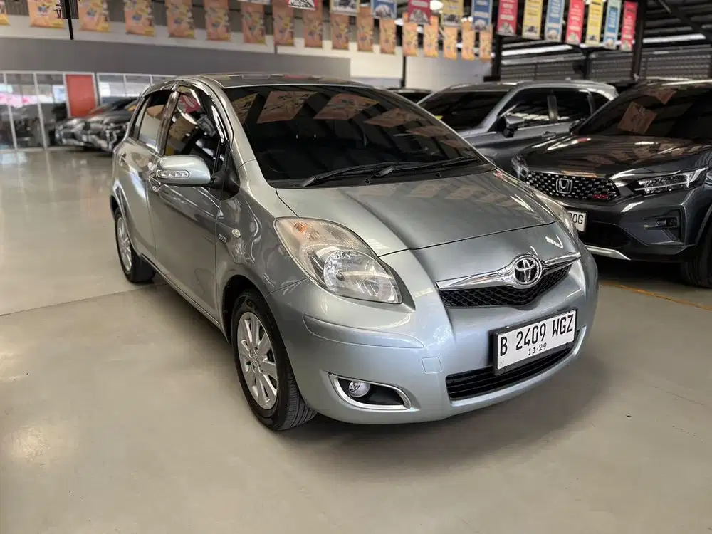 [LOW KM] Toyota Yaris 1.5 J AT 2010