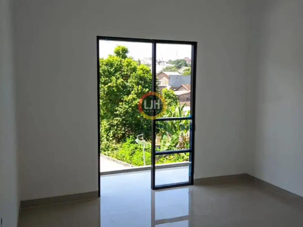 Jual Rumah Furnish Ngesrep Barat