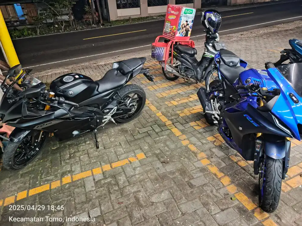 HARGA NEGO R 15 plat z skck & kaleng aman