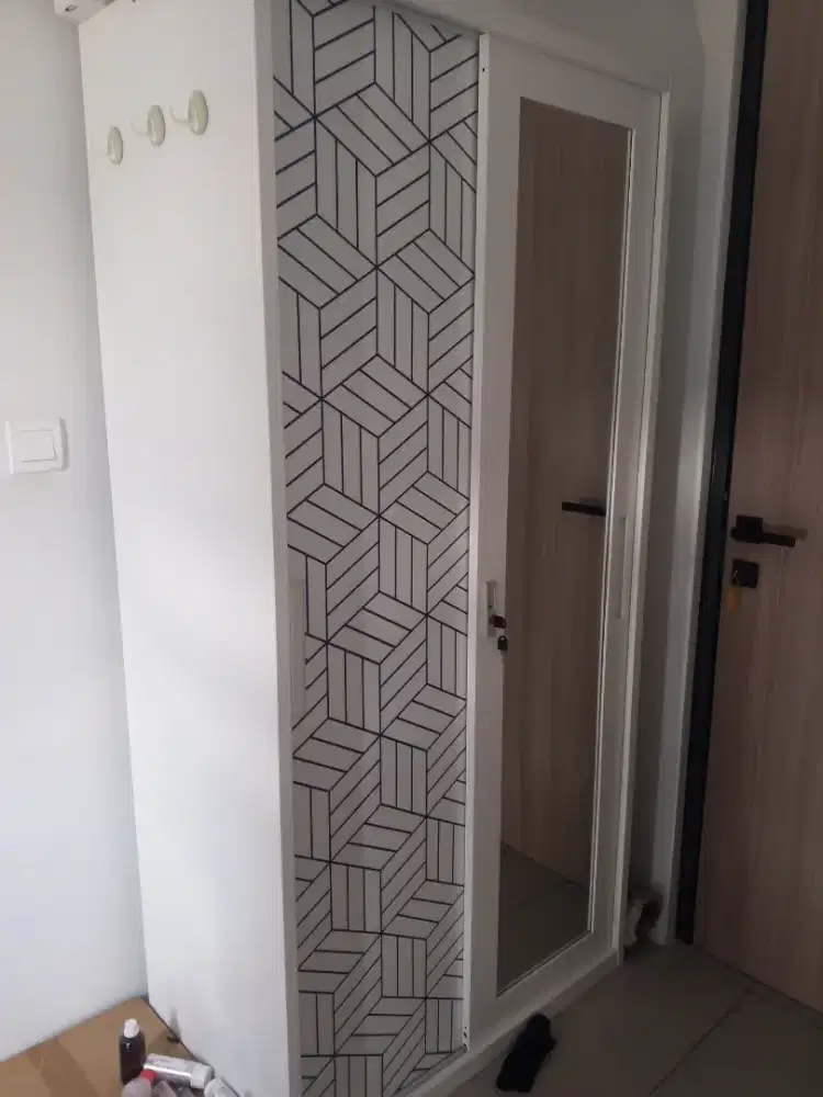 Lemari Pakaian 2 Pintu (Informa Wilmer)