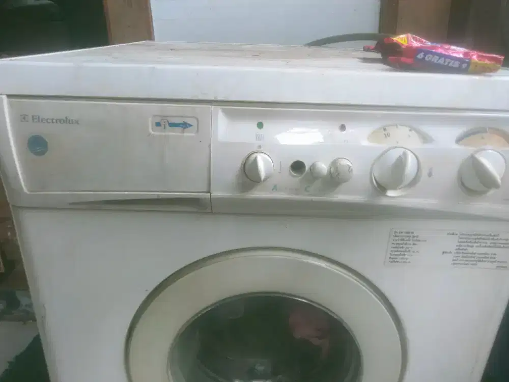 Mesin cuci elektorux