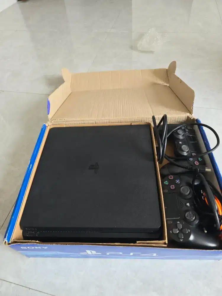 PS 4 Slim 500GB