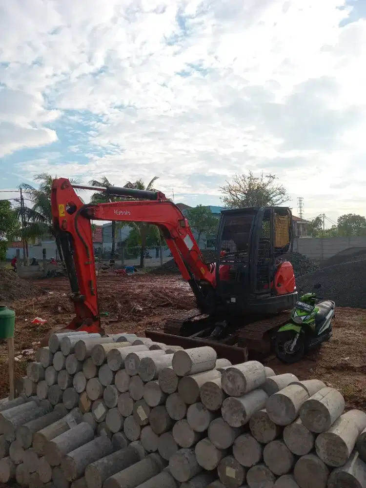 Excavator pc 50 tandem roller 4-6 ton beko pc 100