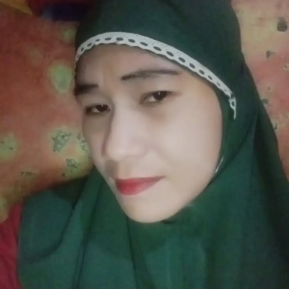 Office girls dkantor,jaga anak usia 2 thun keatas
