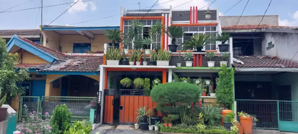 Dijual rumah minimalis interior batu alam dan kayu jati