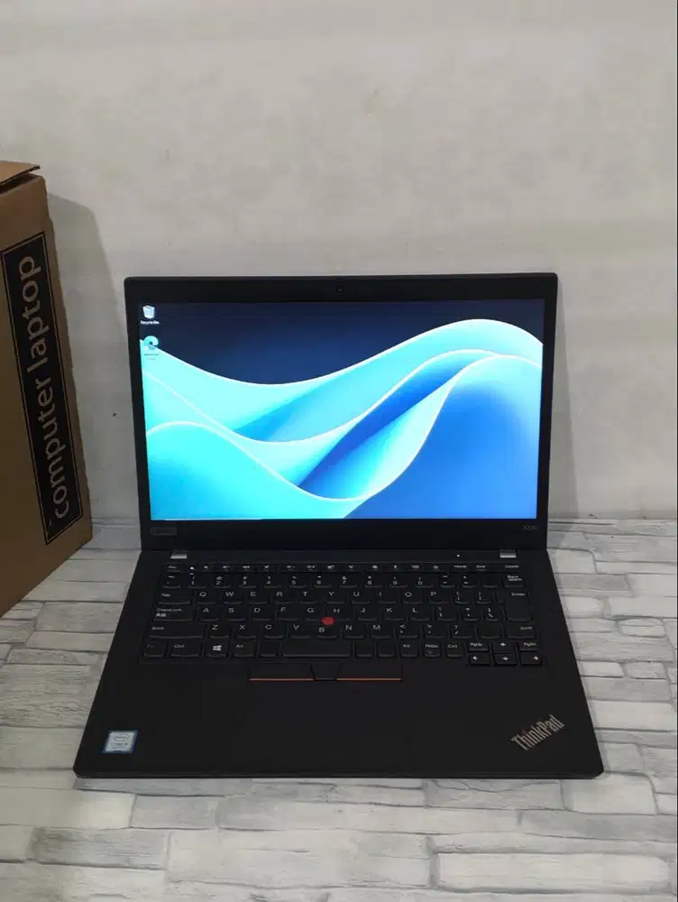 LENOVO THINKPAD X390 Core i5-8265U Ram 8Gb SSD 256Gb Layar 13.3 Inc