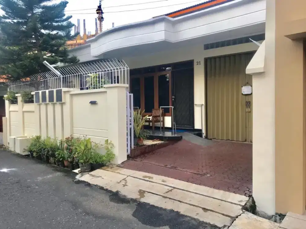 Jual Rumah siap huni dan nyaman di daerah Semarang Tengah - 7387