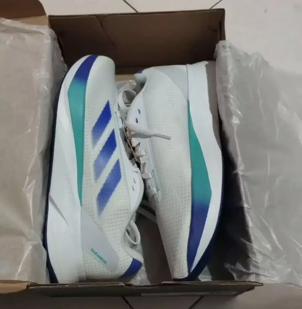 Sepatu lari Adidas Original size 42