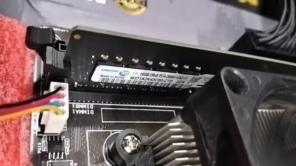 RAM PC SAMSUNG 16GB DDR4 2666MHz PC 21300  (Original Chipset)