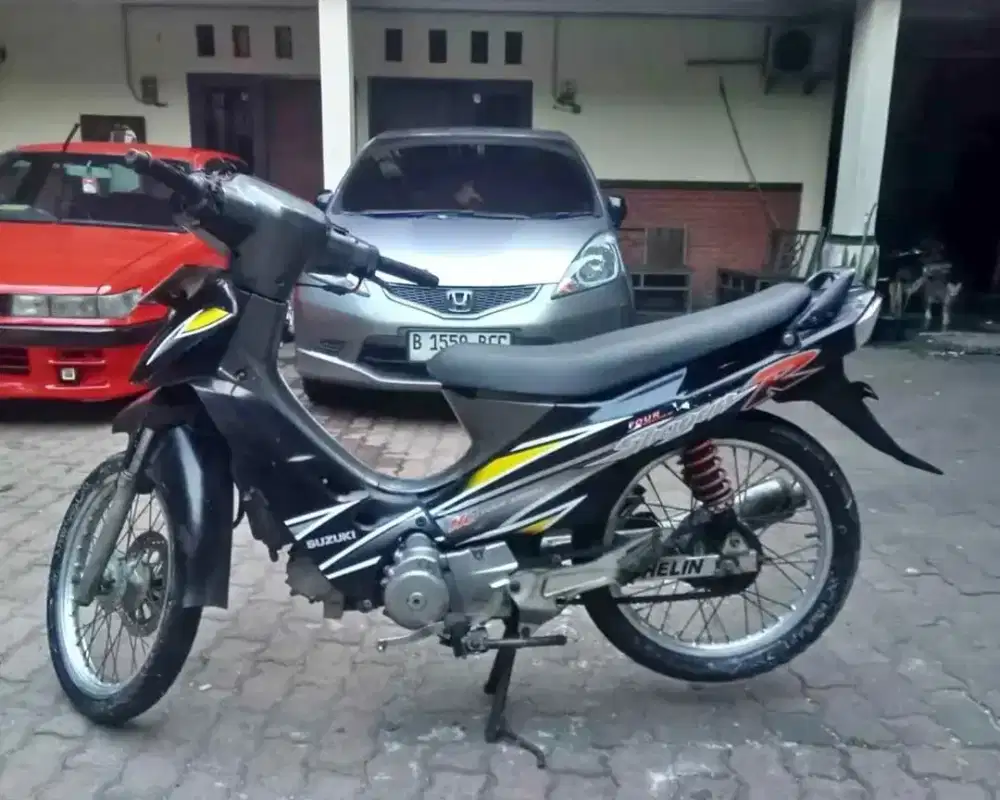 Motor Suzuki Shogun 110 cc