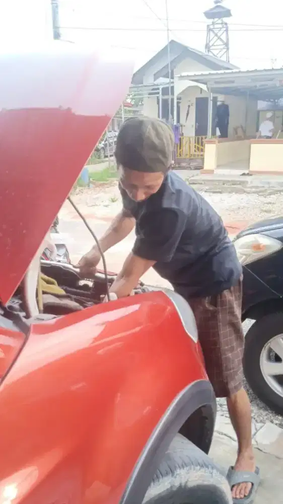 Jasa perbaikan mobil panggilan