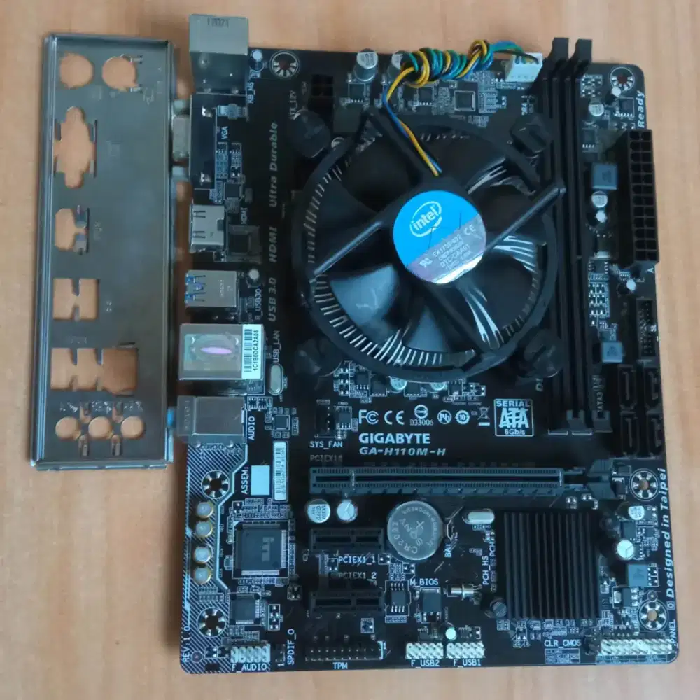 Gigabyte H110M-H + Intel Core i3-7100