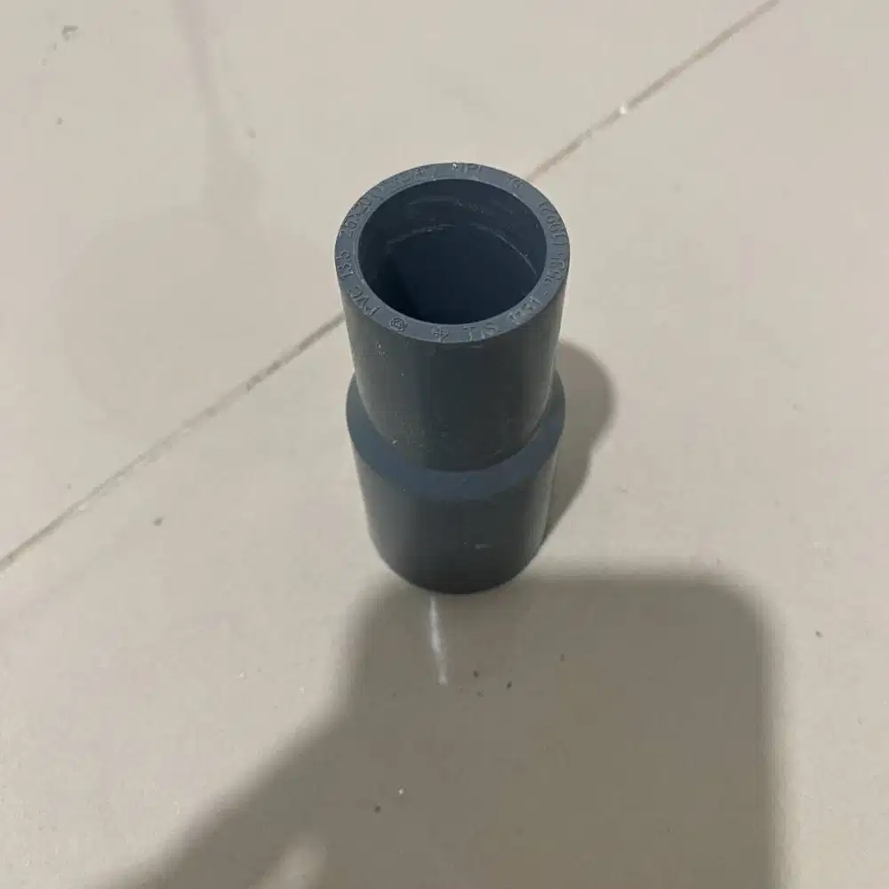 Reducer / Vlok Sok PVC 1 x 3/4 Inch (Merk SCG)