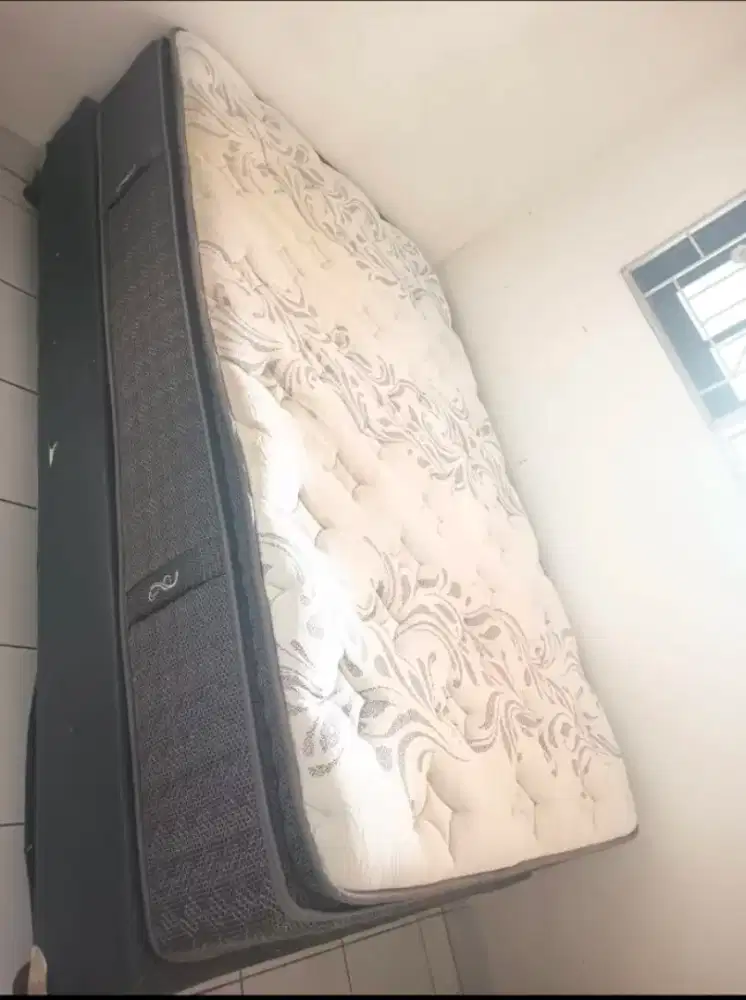 Dijual Kasur + Dipan