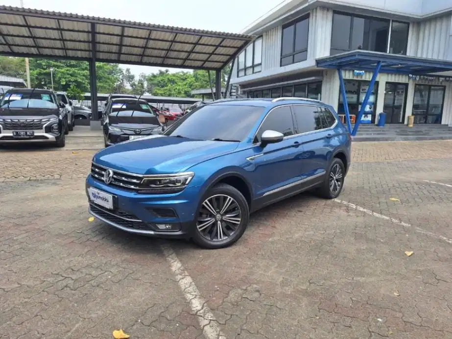 KM Rendah - Volkswagen Tiguan Allspace 1.4 TSI Bensin-AT 2020