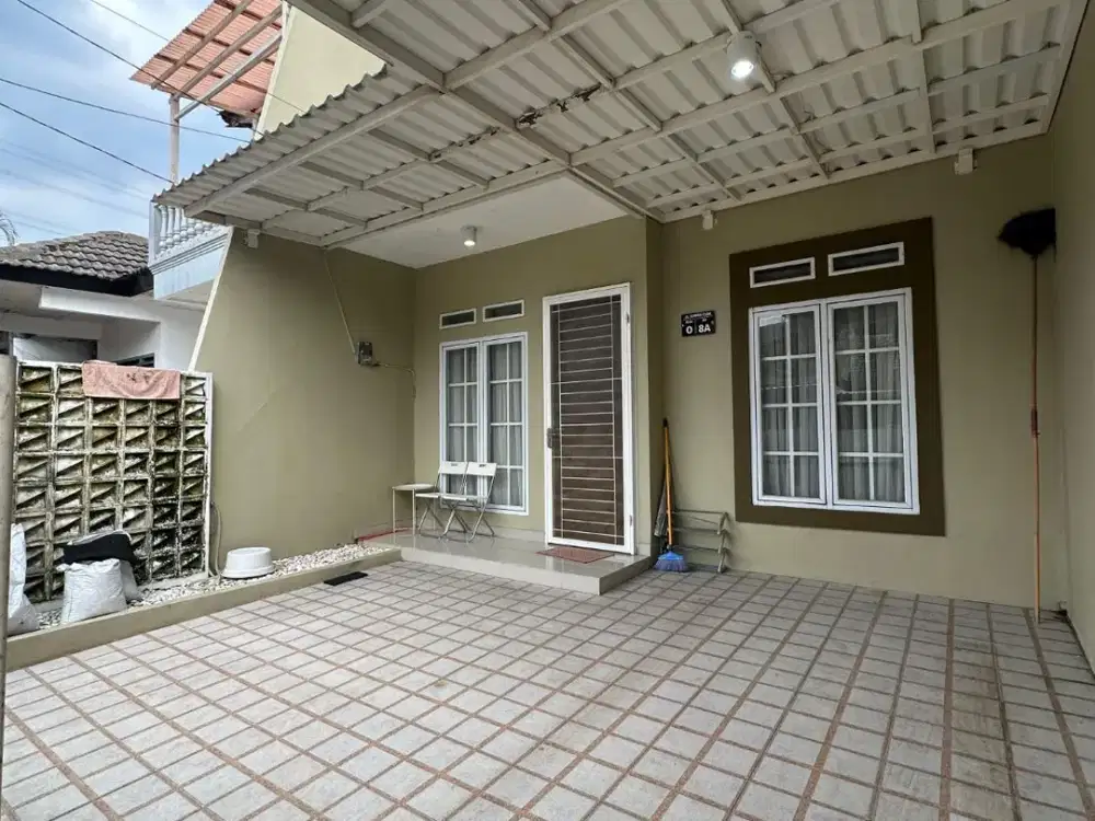 DIJUAL RUMAH SIAP HUNI WISMA CAKRA DEPOK, BEBAS BANJIR!