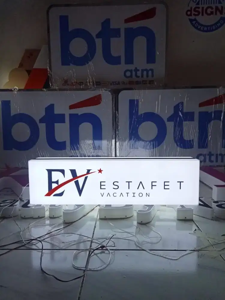 Papan nama toko atau kantor indor dan outdor