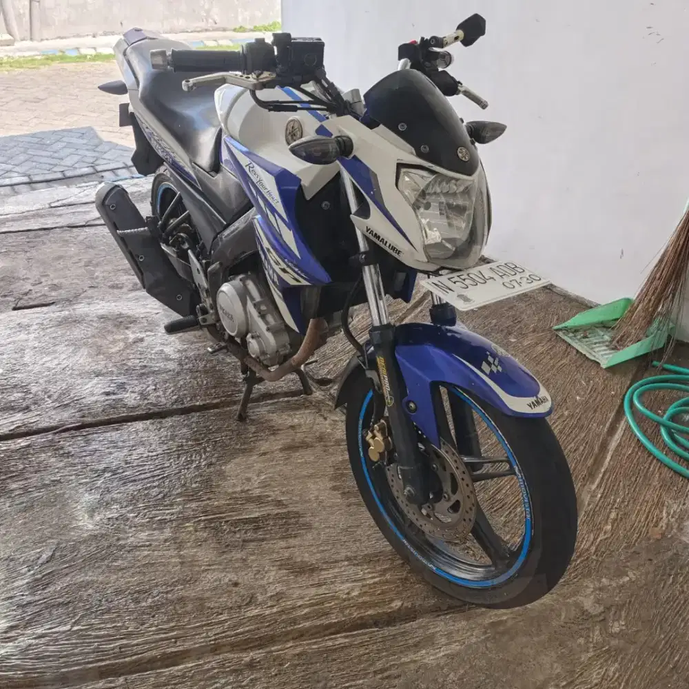 Vixion cc 150 , tahun 2015.