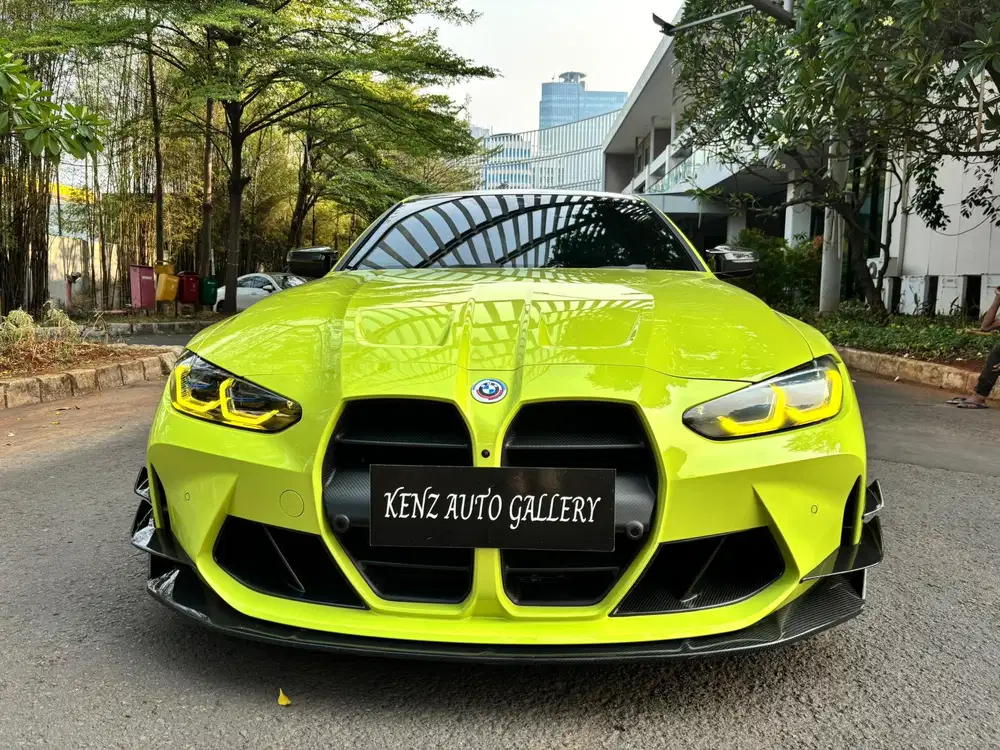 BMW M4 Competition G82 iDrive 8 2024