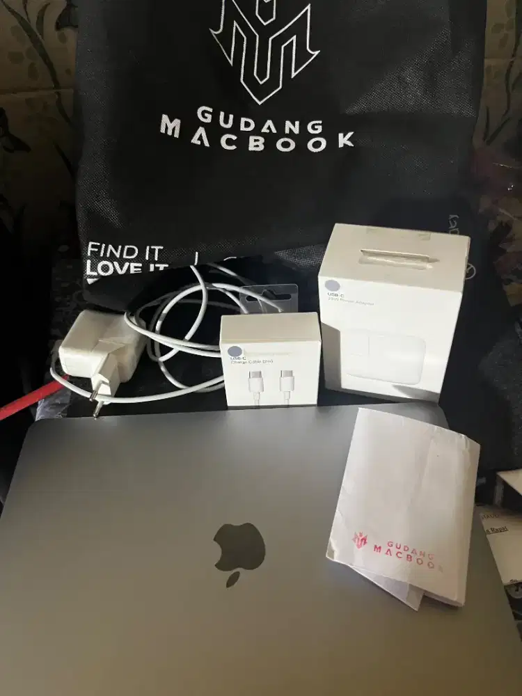Macbook Air M1 8/256 MULUS