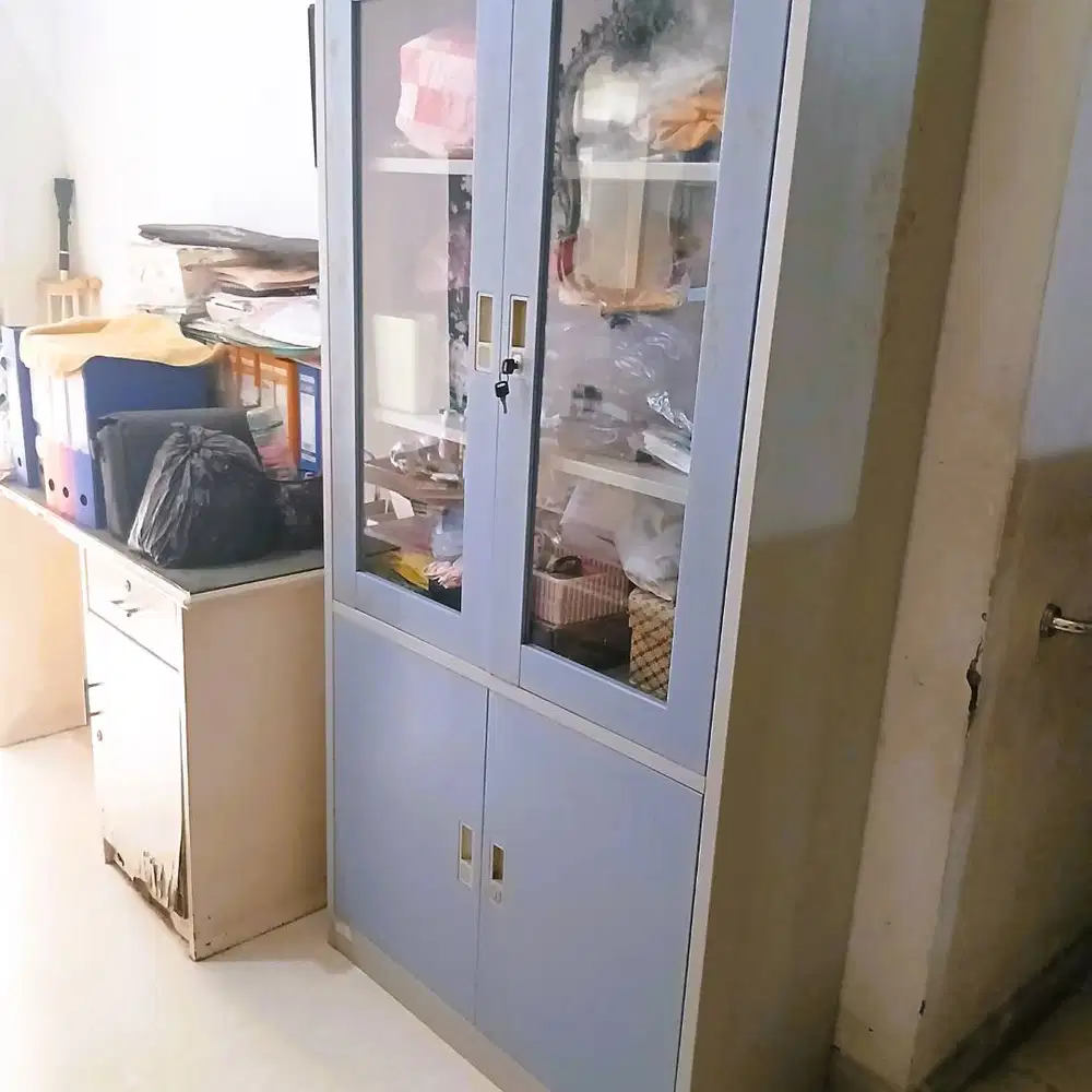 KRISBOW - Lemari Arsip Kantor Besi 4 Pintu (Biru)