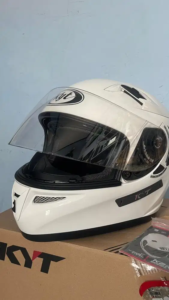 Jual rugi Helm Full Face KYT Original