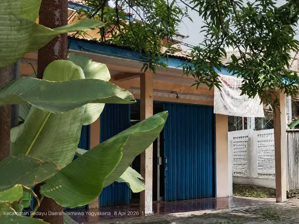 Rumah Toko 2 Lantai Untuk Hunian dan Usaha Lokasi Stategis