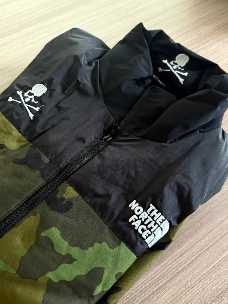 Jaket Windbreaker The North Face x Mastermind World - Camo / Loreng