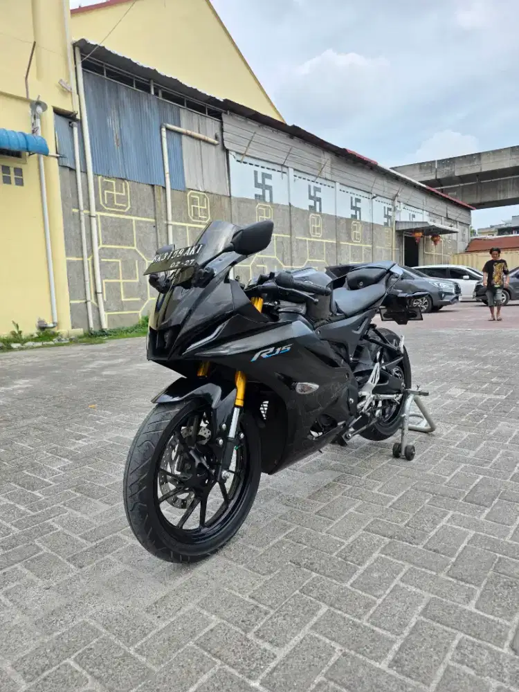 Yamaha R15 V4 Hitam 2022