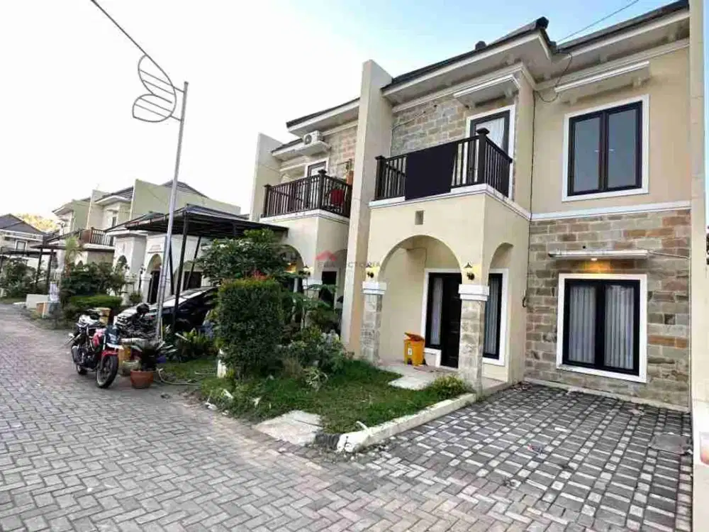 Rumah 3 Kamar 2 Lantai di Dalam Cluster di Dkt Sulfat Malang