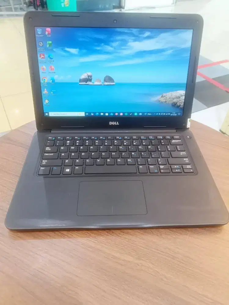 DELL LATITUDE 3380 INTEL CORE I3-6006U RAM 8GB SSD 256GB