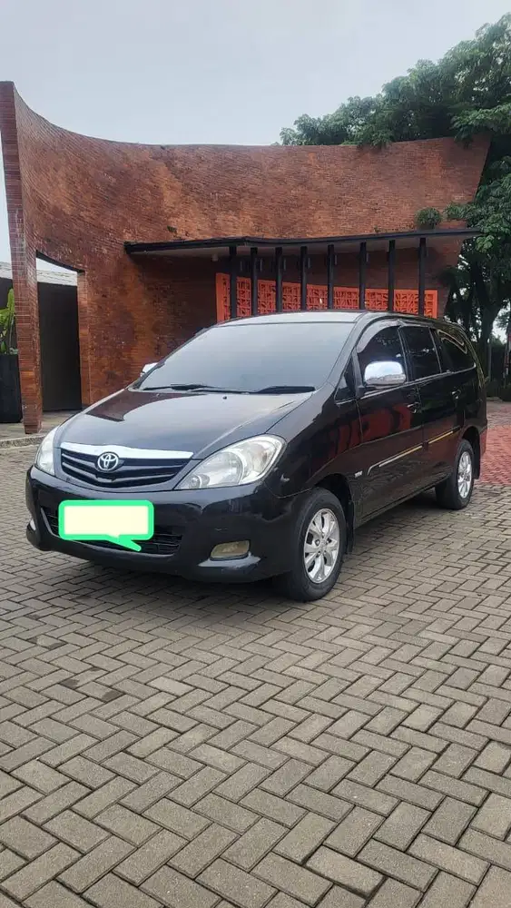 KIJANG INNOVA G BENSIN 2011 ISTIMEWA
