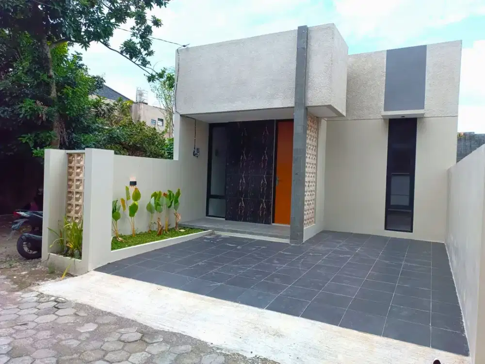 Rumah Cantik Siap Huni 8 menit ke Pasar Stan, Akses Mudah Dekat Jalan Raya